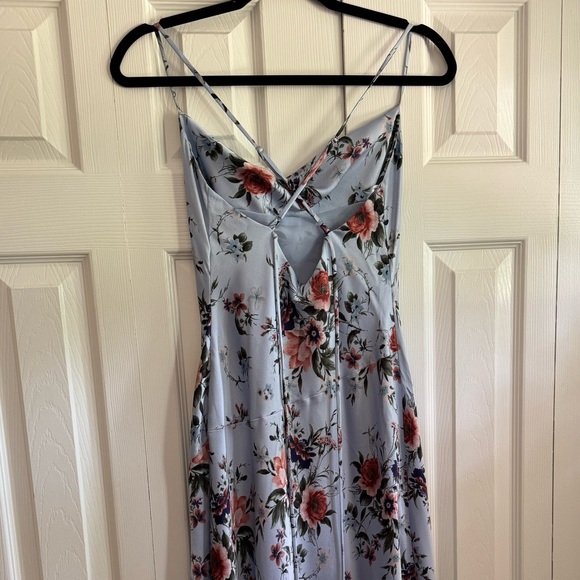 ASTR The Label Gaia Floral Midi Dress in Blue Rust Floral - Picture 6 of 7